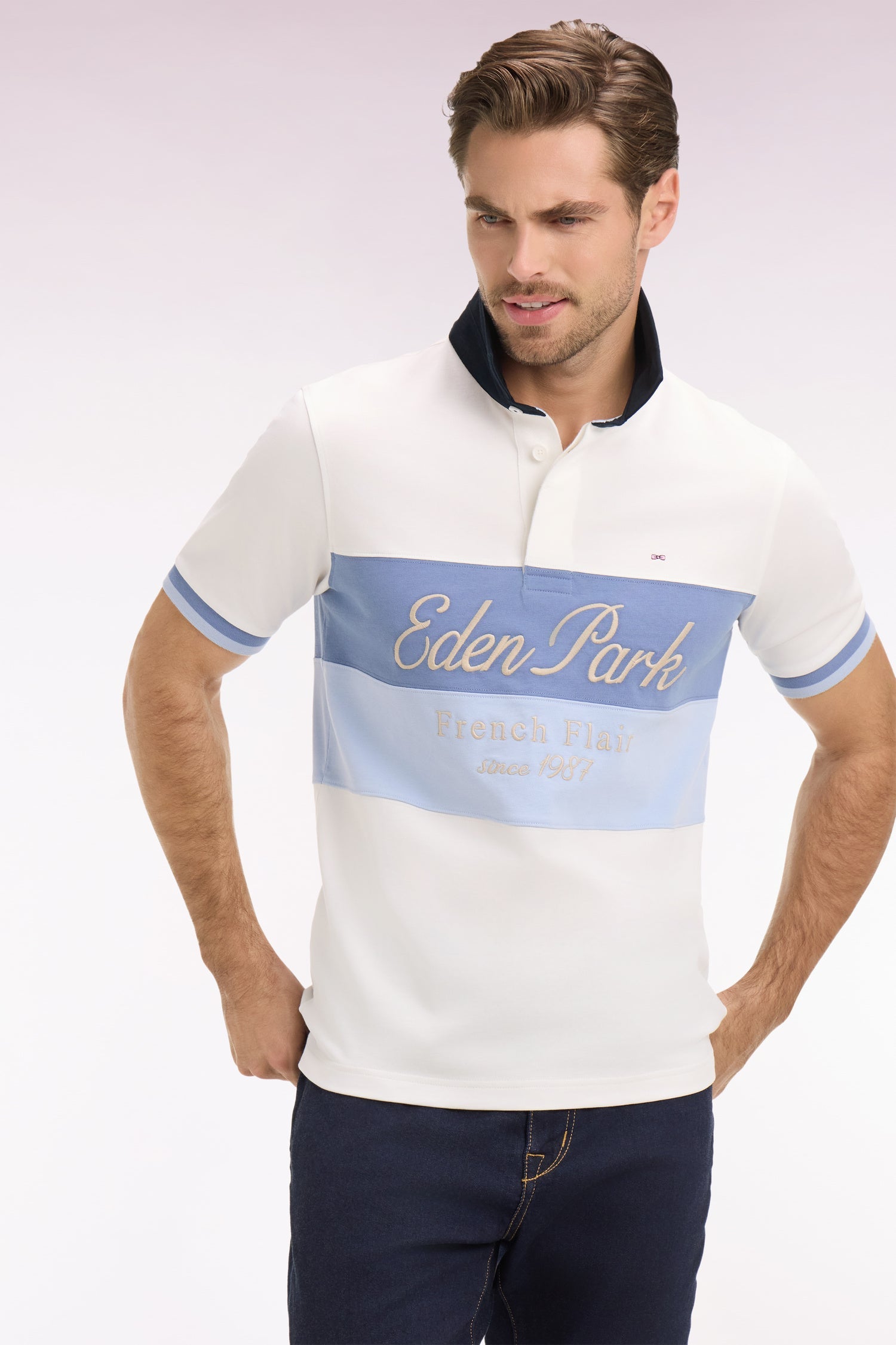 Polo à manches courtes écru à découpes pastel et broderie EDEN PARK