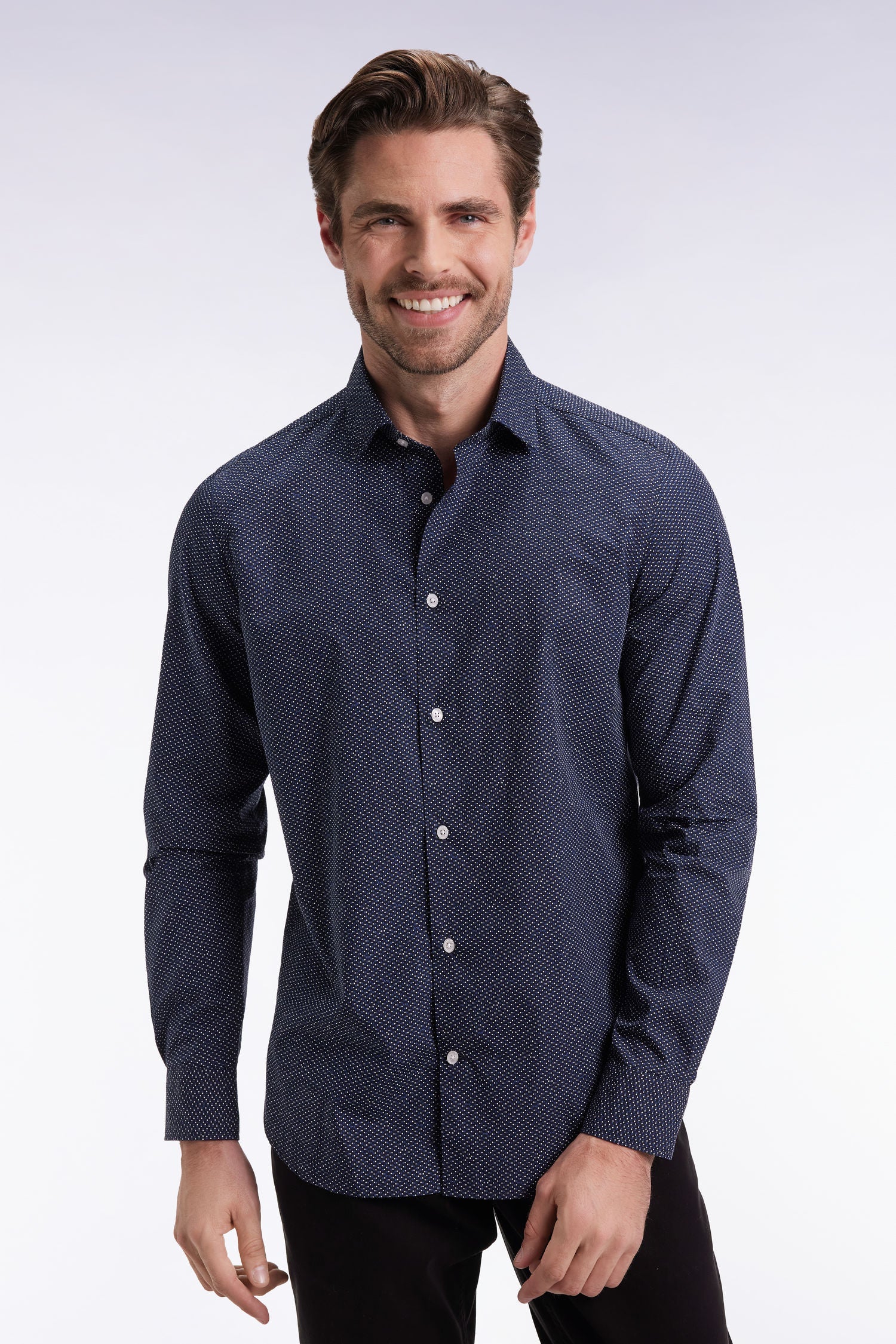 Chemise en coton à micro-motif pois bleu coupe slim EDEN PARK