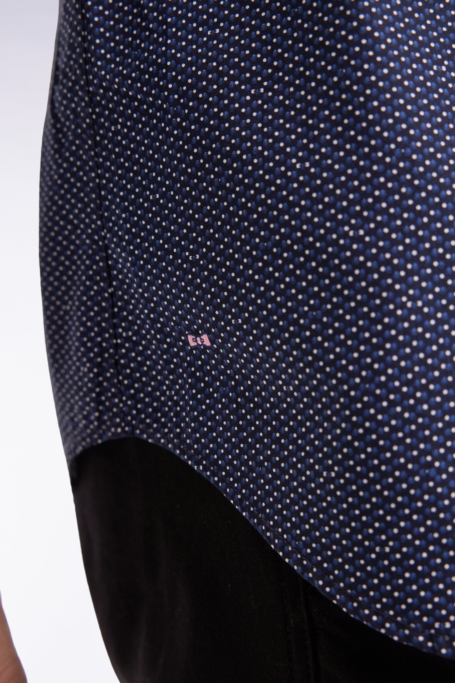 Chemise en coton à micro-motif pois bleu coupe slim EDEN PARK
