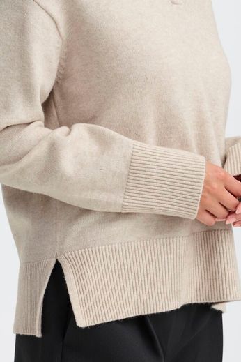 Pull col V en maille douce FRANSA